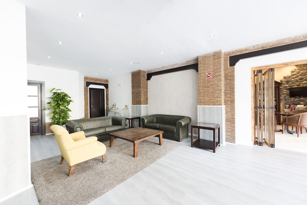 Hotel Toboso Chaparil — Hotel rooms in Nerja, Andalusia