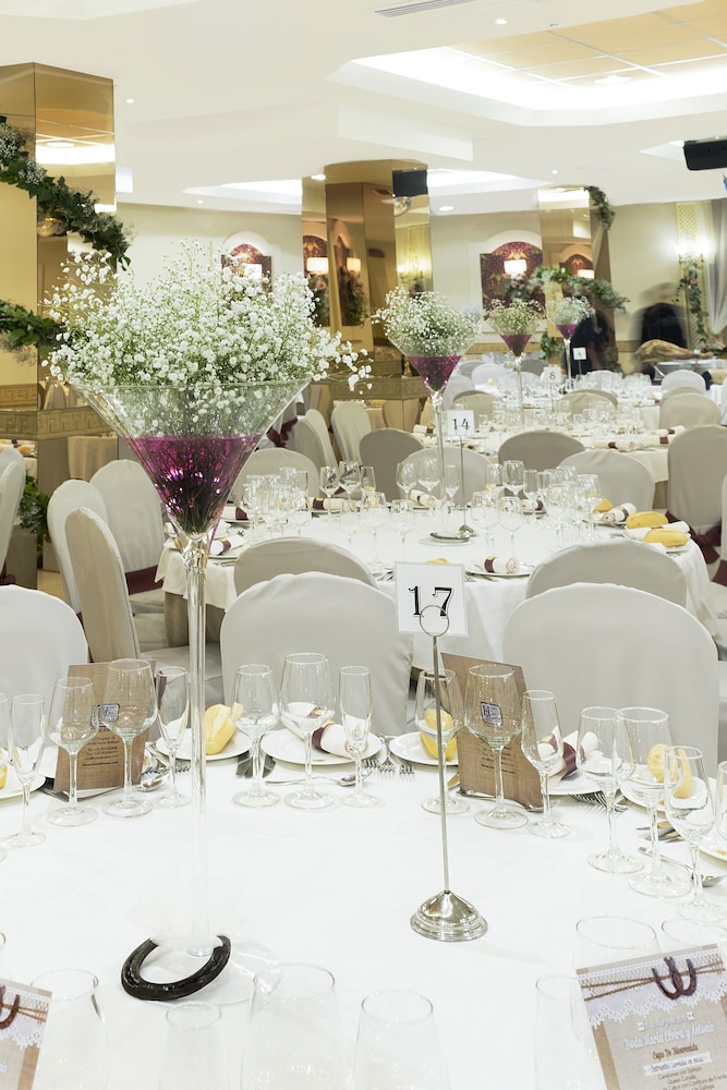 Hotel Toboso Chaparil — Restaurant & bars in Nerja, Andalusia