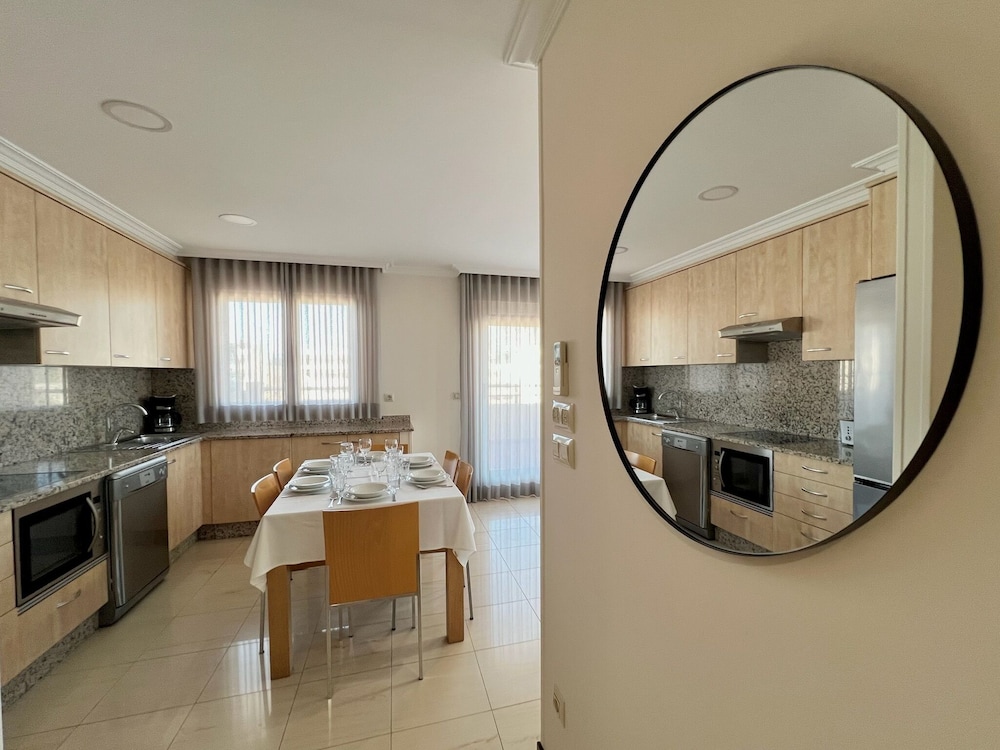 Mediterraneo Real Apartamentos Turísticos — Hotel rooms in Fuengirola, Andalusia