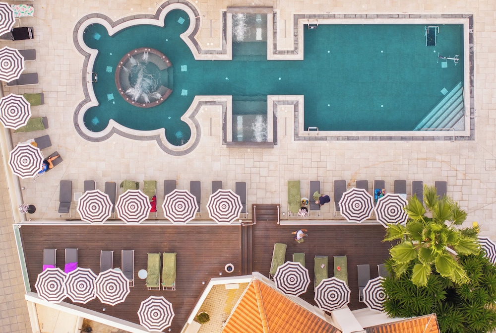King Jason Paphos - Designed for Adults By Louis Hotels — Swimming pool in Paphos, Paphos Region