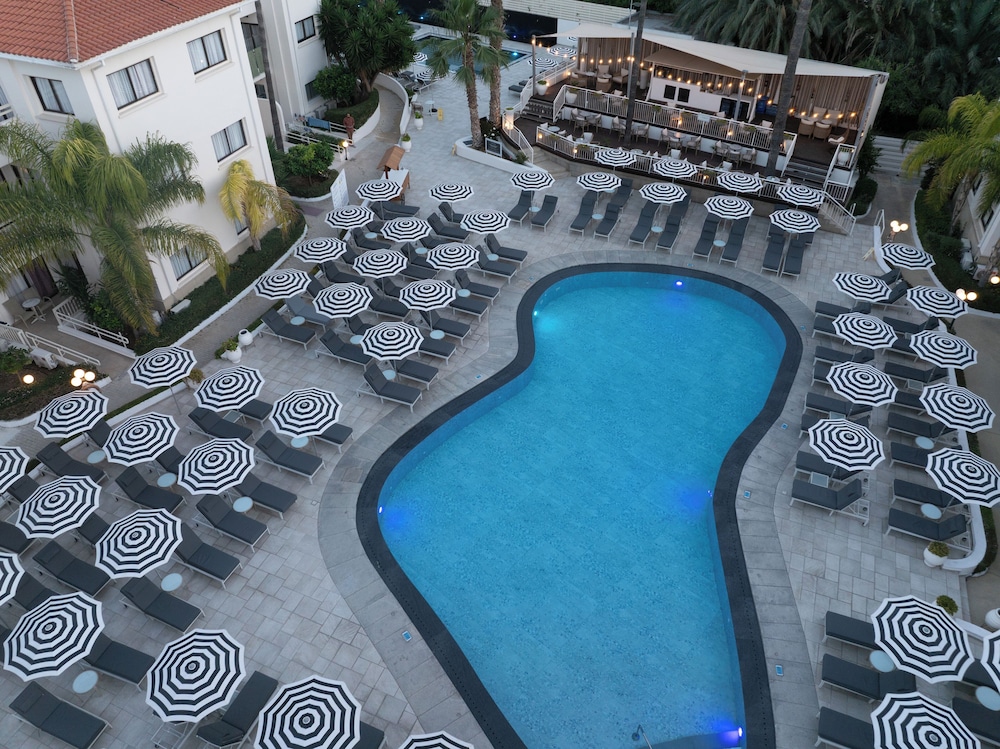 King Jason Paphos - Designed for Adults By Louis Hotels — Swimming pool in Paphos, Paphos Region
