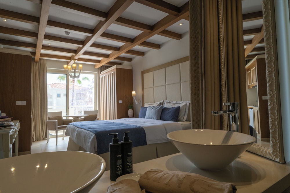 King Jason Paphos - Designed for Adults By Louis Hotels — Hotel rooms in Paphos, Paphos Region