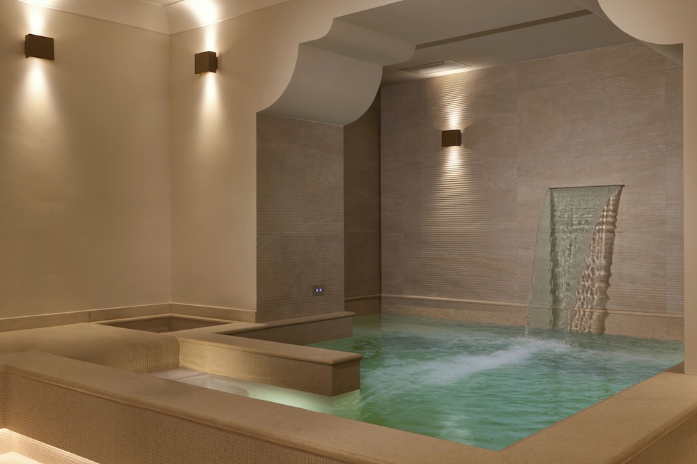 Grand Hotel De La Ville — Spa in Sorrento, Campania