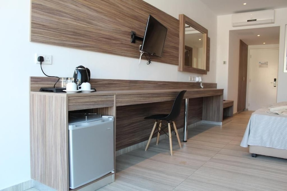 Fedrania Gardens Hotel — Hotel rooms in Ayia Napa, Famagusta Region