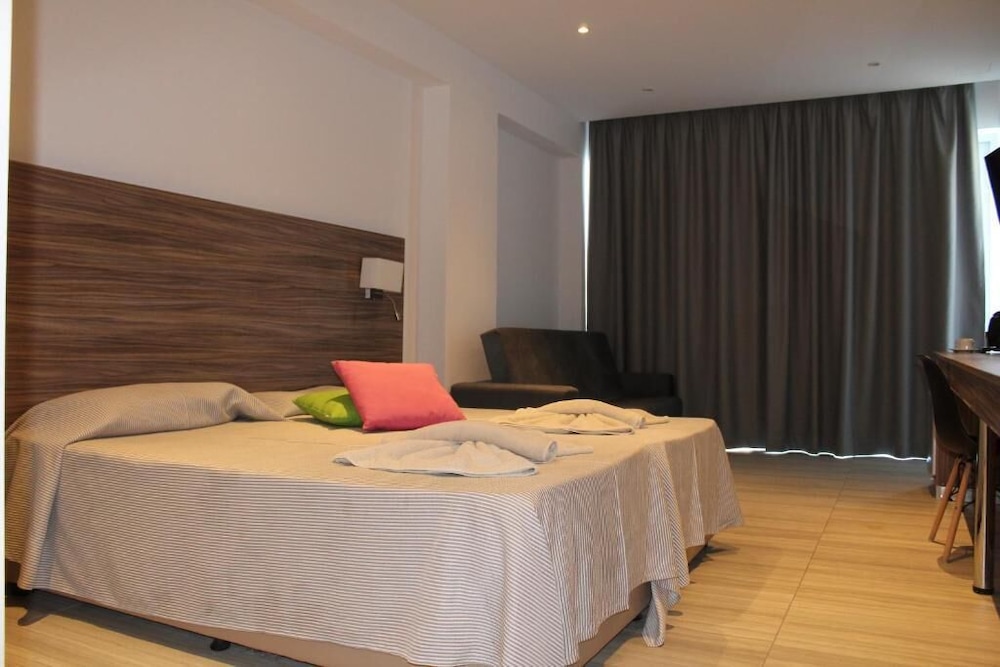 Fedrania Gardens Hotel — Hotel rooms in Ayia Napa, Famagusta Region