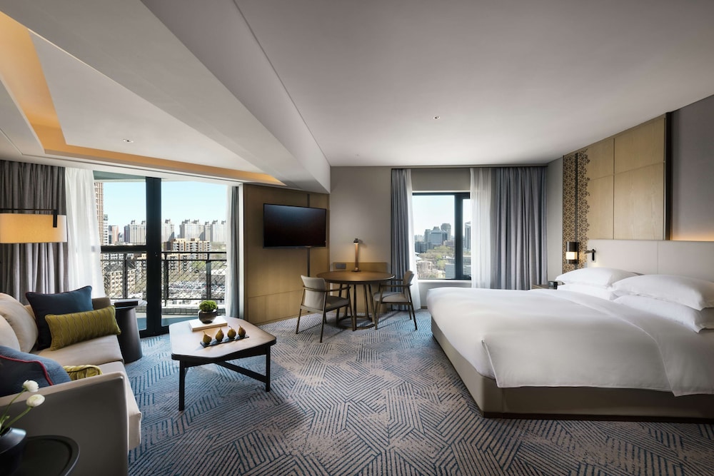 Hilton Beijing — Hotel rooms in Beijing, Beijing