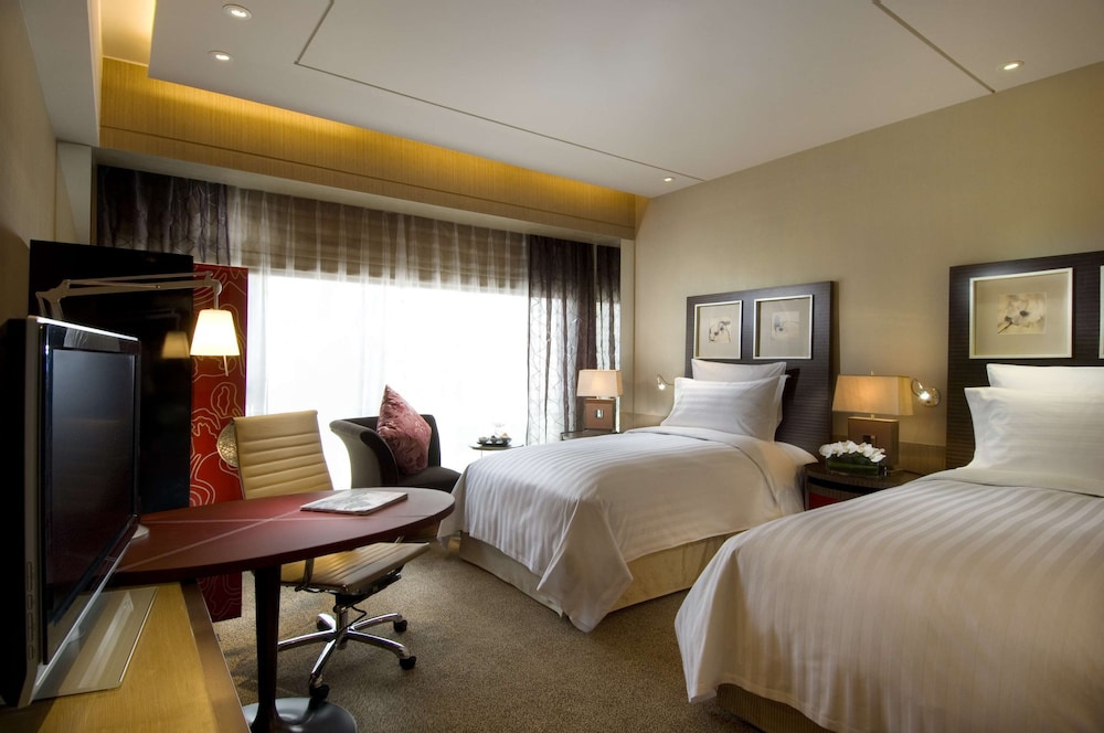 Hilton Beijing — Hotel rooms in Beijing, Beijing