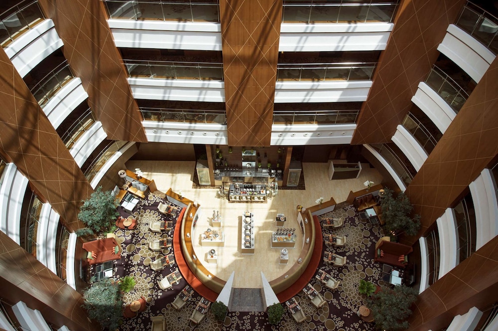 Hilton Beijing — Hotel building in Beijing, Beijing