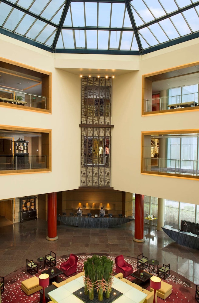 Hilton Beijing — Hotel building in Beijing, Beijing