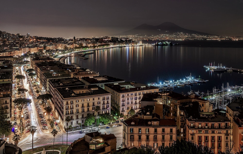 Holiday Inn Naples by IHG - zdjęcie 2