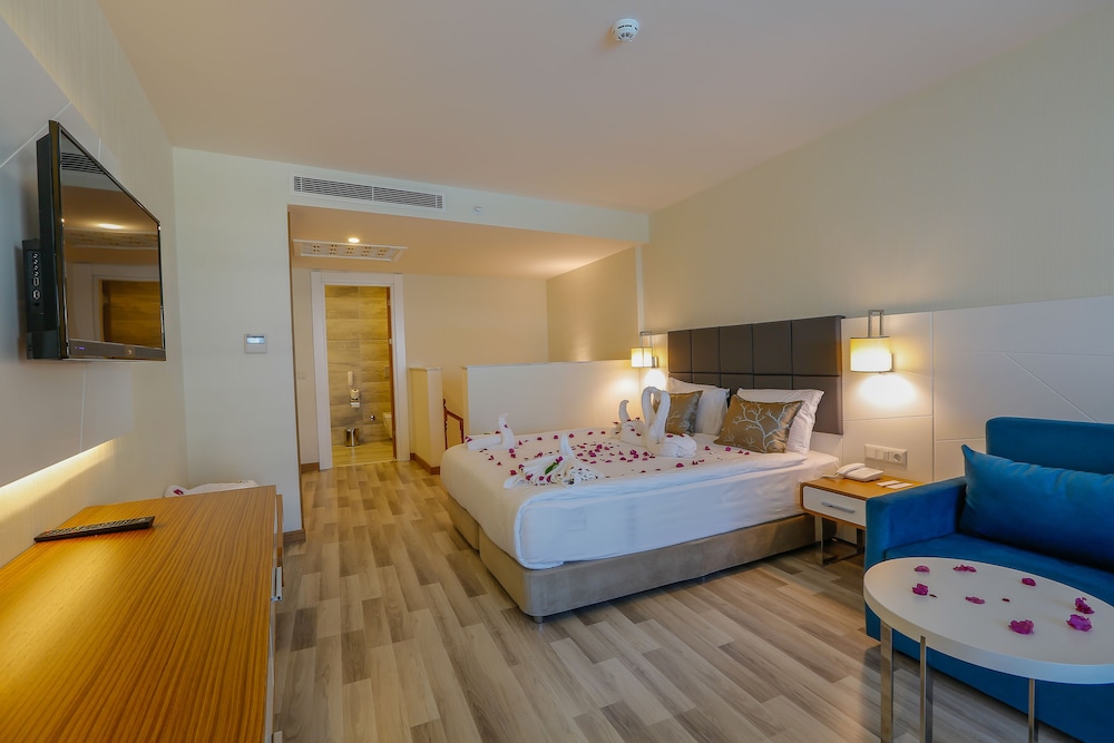 Hotel Xoria Deluxe — Hotel rooms in Alanya