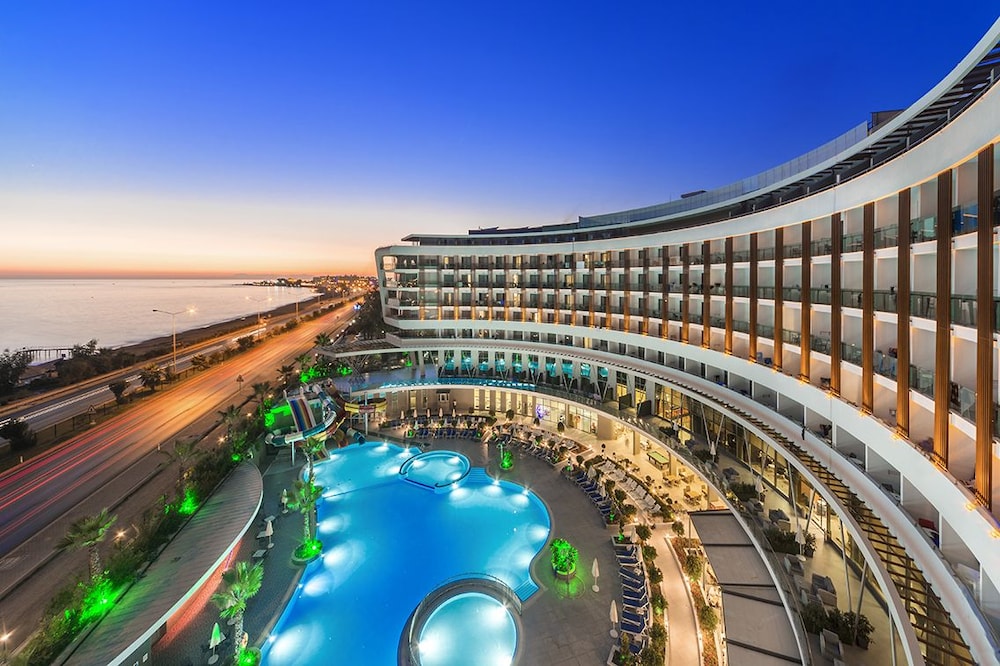 Hotel Xoria Deluxe — Main photo in Alanya