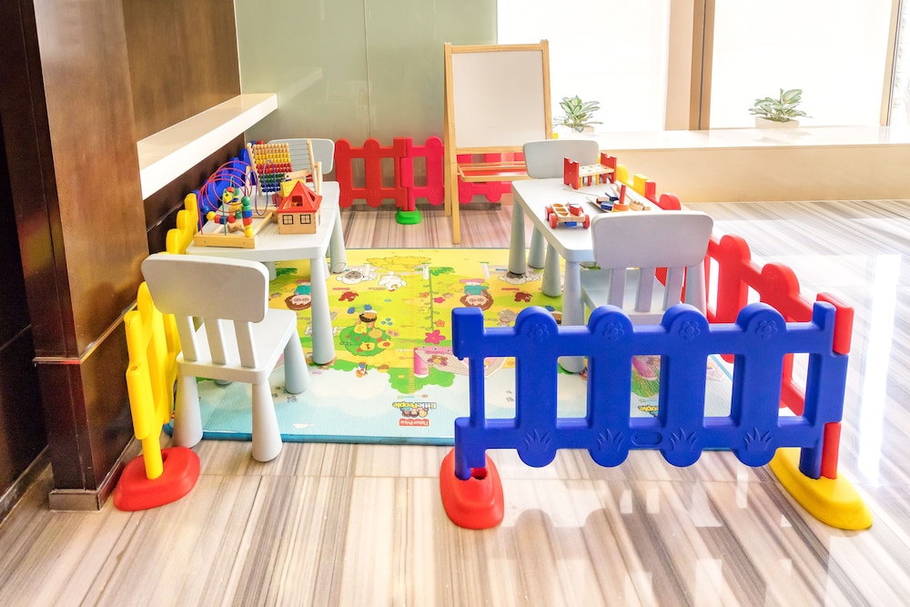 Holiday Inn Express Beijing Temple of Heaven by IHG — Attractions for children in Beijing, Beijing