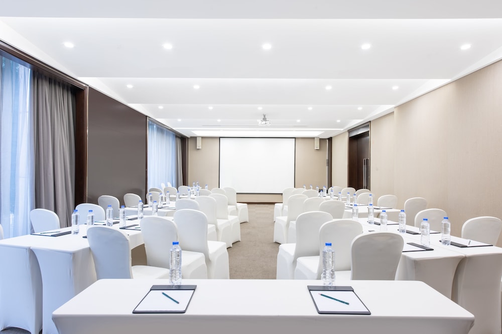Holiday Inn Express Beijing Temple of Heaven by IHG — Hotel building in Beijing, Beijing