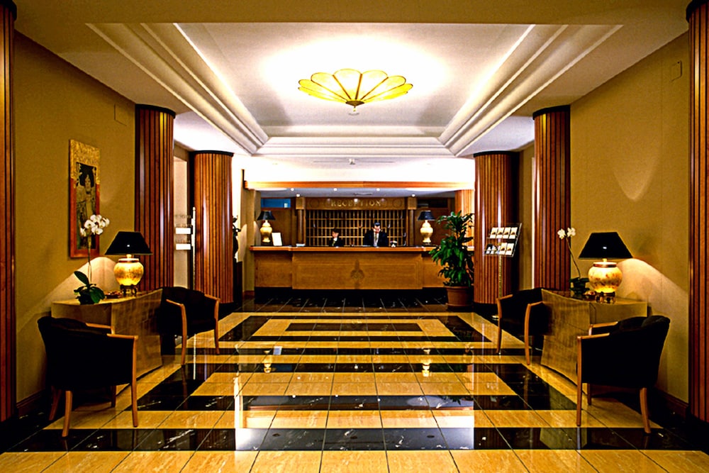 Ramada by Wyndham Naples - zdjęcie 3