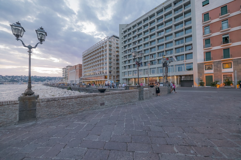 Royal Continental Hotel Naples — Hotel building in Naples, Campania