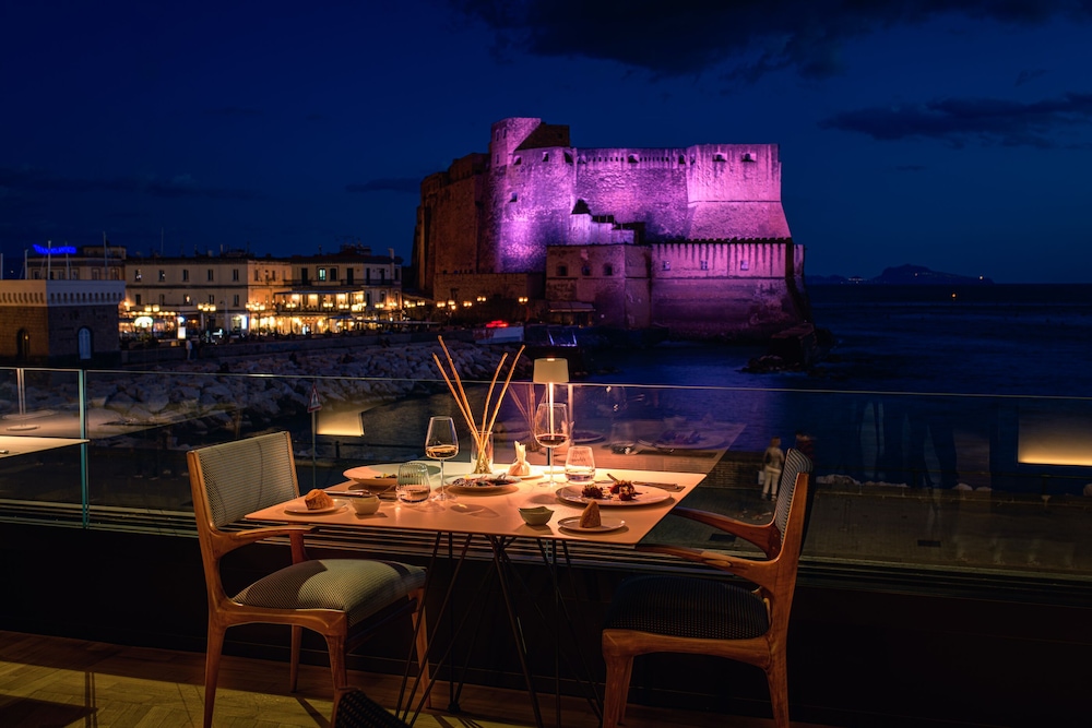 Royal Continental Hotel Naples — Restaurant & bars in Naples, Campania