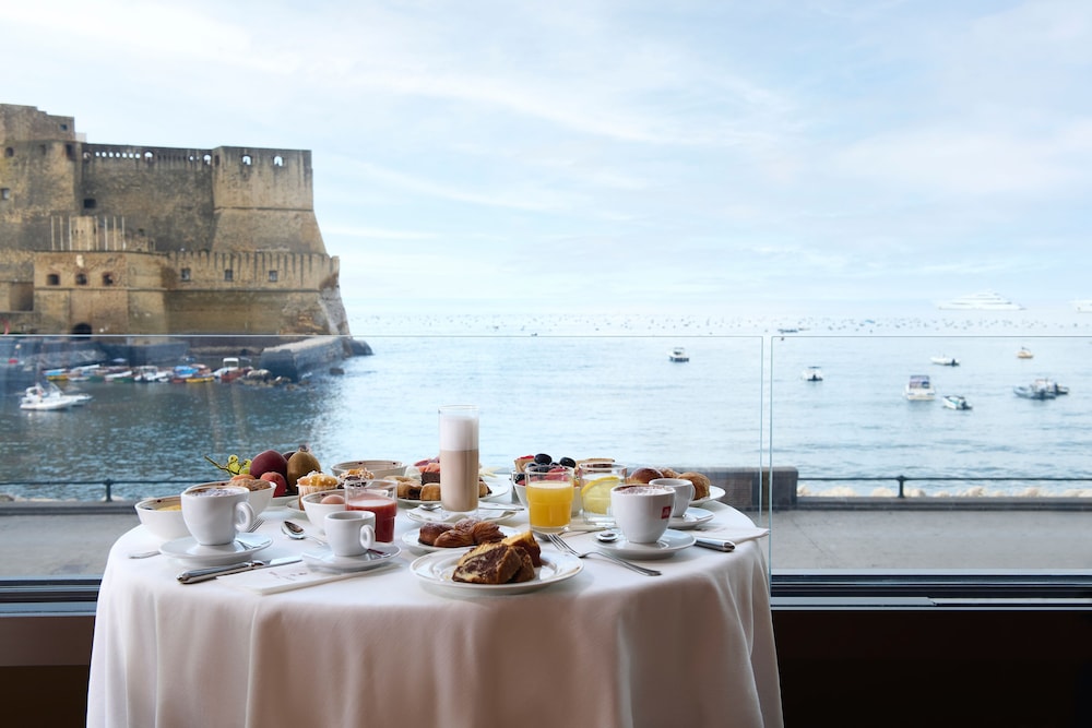 Royal Continental Hotel Naples — Restaurant & bars in Naples, Campania