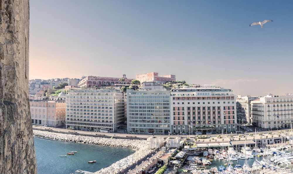 Royal Continental Hotel Naples - zdjęcie 2