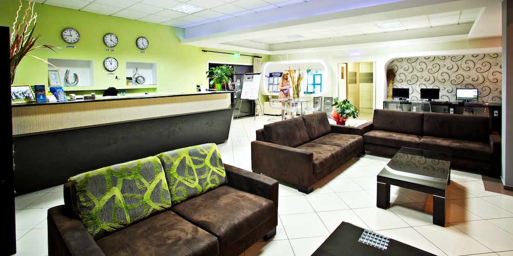 Windmills Hotel Apartments — Hotel building in Protaras, Famagusta Region