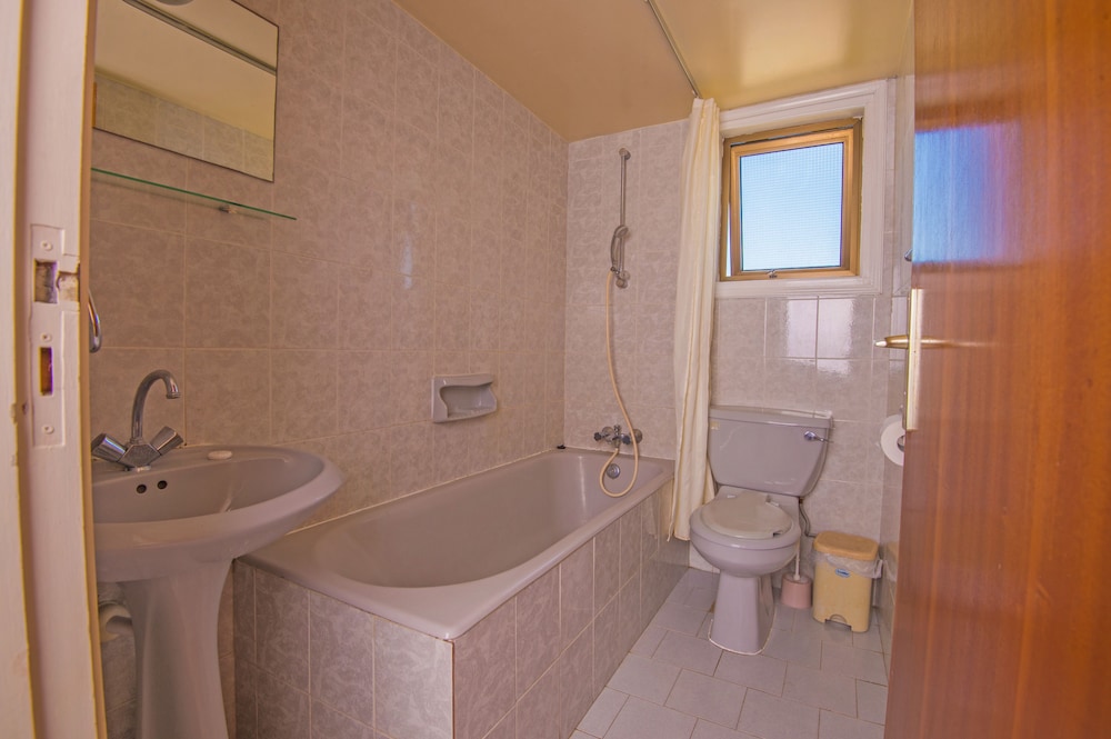 Windmills Hotel Apartments — Hotel rooms in Protaras, Famagusta Region