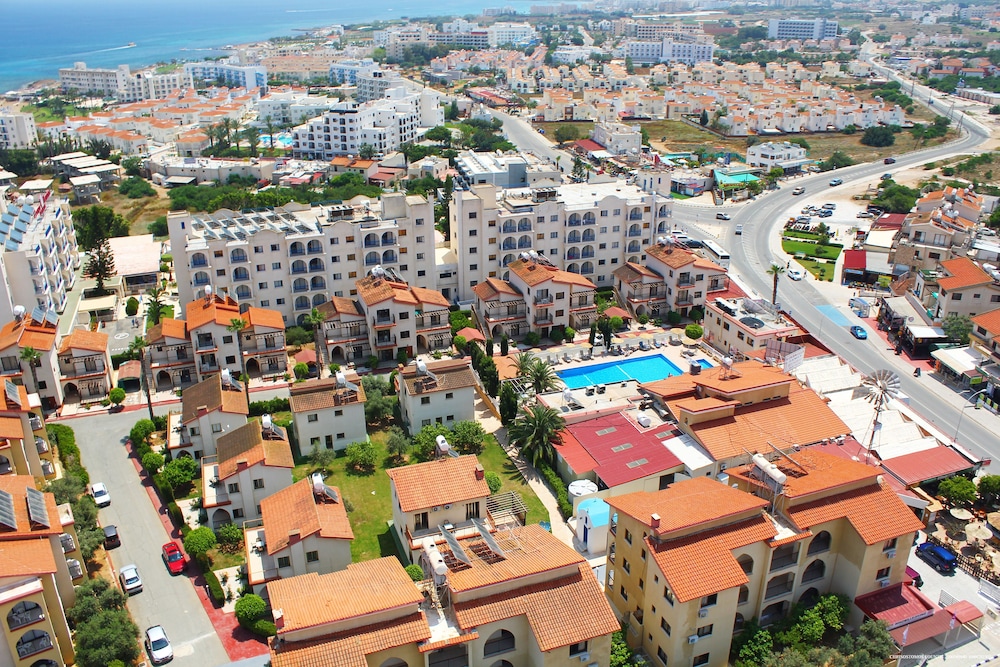Windmills Hotel Apartments — Main photo in Protaras, Famagusta Region