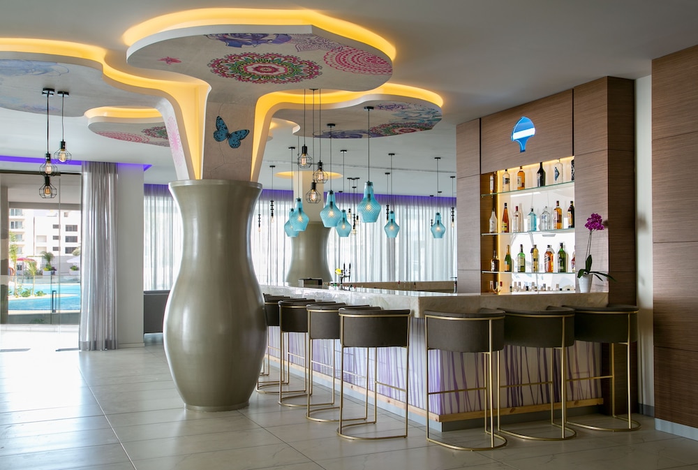 Vangelis Hotel & Suites — Restaurant & bars in Protaras, Famagusta Region