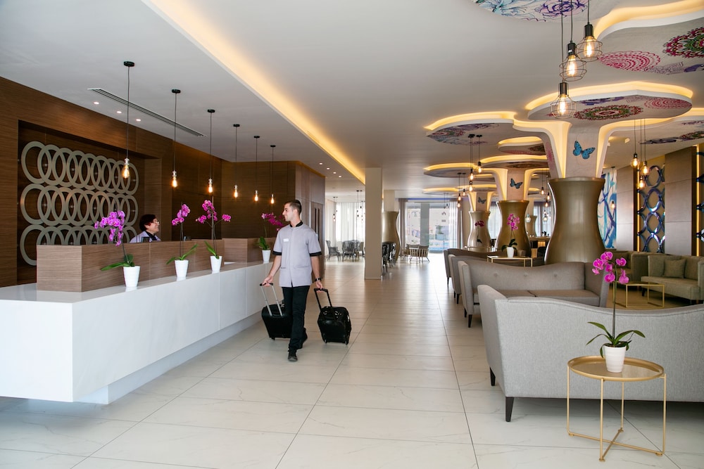 Vangelis Hotel & Suites — Hotel building in Protaras, Famagusta Region
