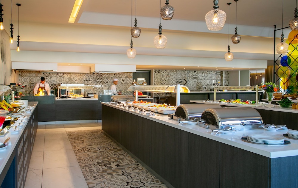 Vangelis Hotel & Suites — Restaurant & bars in Protaras, Famagusta Region