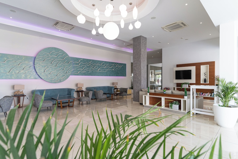 Stamatia Hotel — Hotel building in Ayia Napa, Famagusta Region