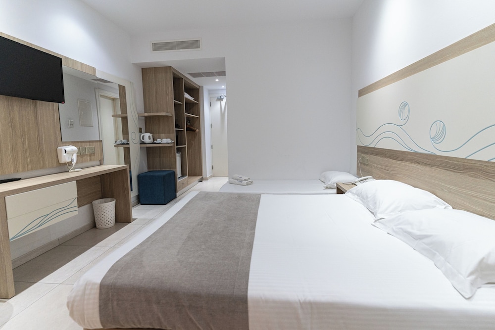 Stamatia Hotel — Hotel rooms in Ayia Napa, Famagusta Region