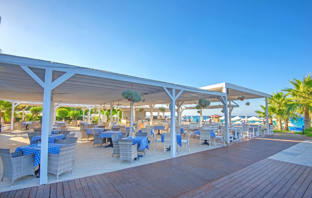 Silver Sands Beach Hotel — Restaurant in Protaras, Famagusta Region