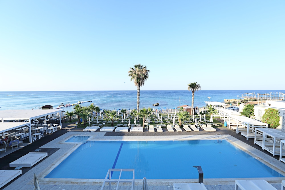 Silver Sands Beach Hotel — Pool in Protaras, Famagusta Region