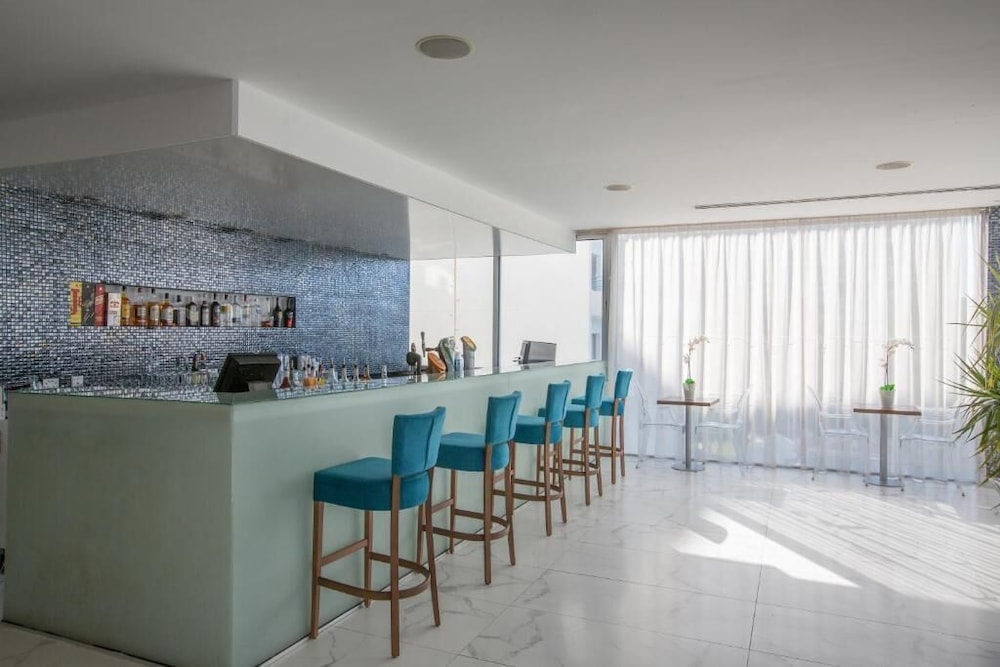 Silver Sands Beach Hotel — Restaurant in Protaras, Famagusta Region
