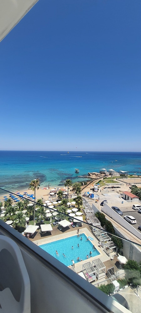Silver Sands Beach Hotel — Rooms in Protaras, Famagusta Region