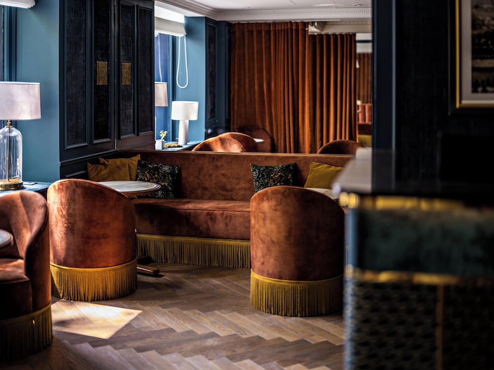 Hotel Duquesne Eiffel — Restaurant & bars in Paris, Ile-de-France