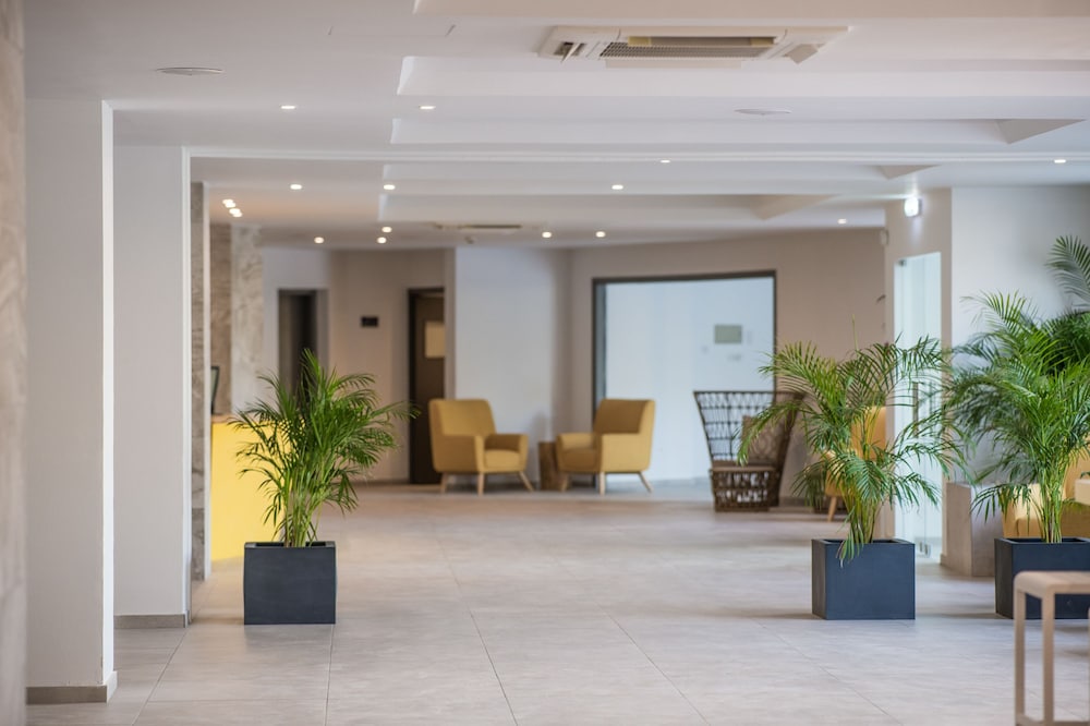Narcissos Waterpark Resort — Hotel building in Protaras, Famagusta Region