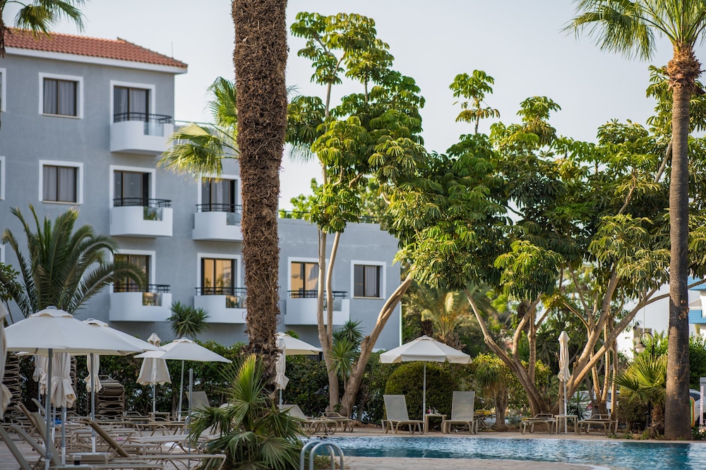 Narcissos Waterpark Resort — Hotel building in Protaras, Famagusta Region