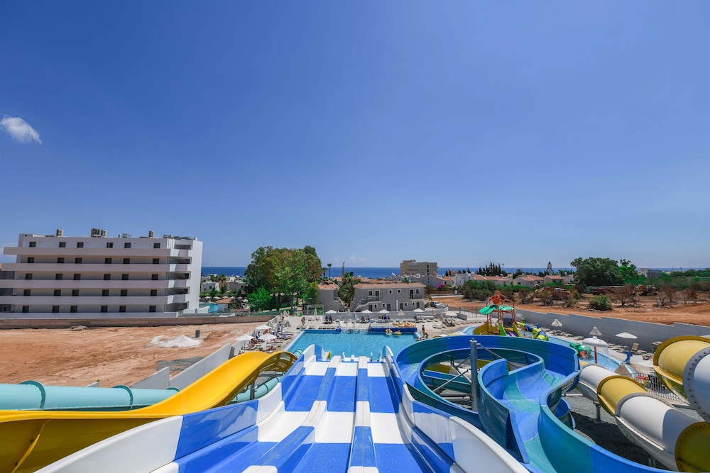 Narcissos Waterpark Resort - zdjęcie 5
