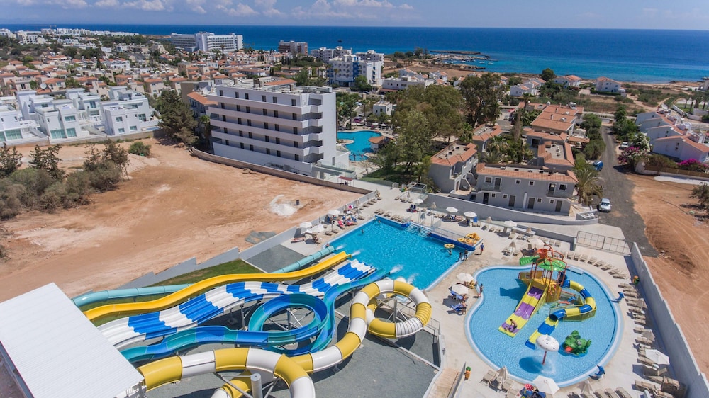 Narcissos Waterpark Resort — Main photo in Protaras, Famagusta Region