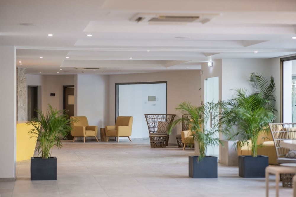 Narcissos Waterpark Resort — Hotel building in Protaras, Famagusta Region