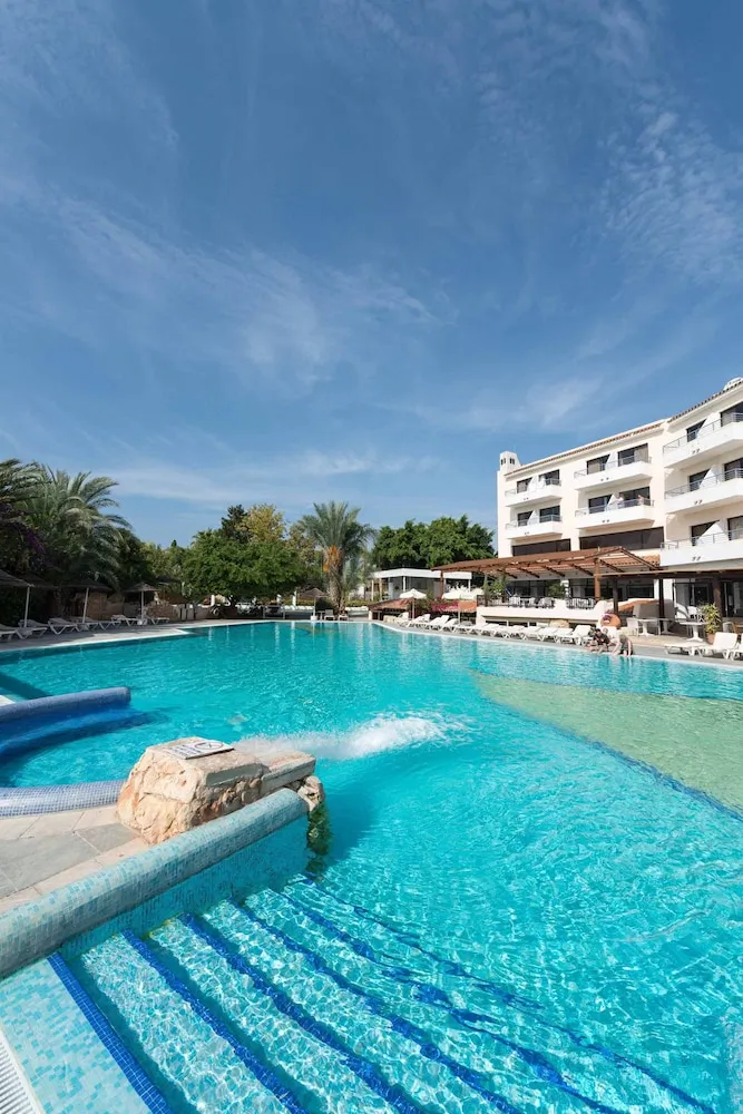 Paphos Gardens Holiday Resort