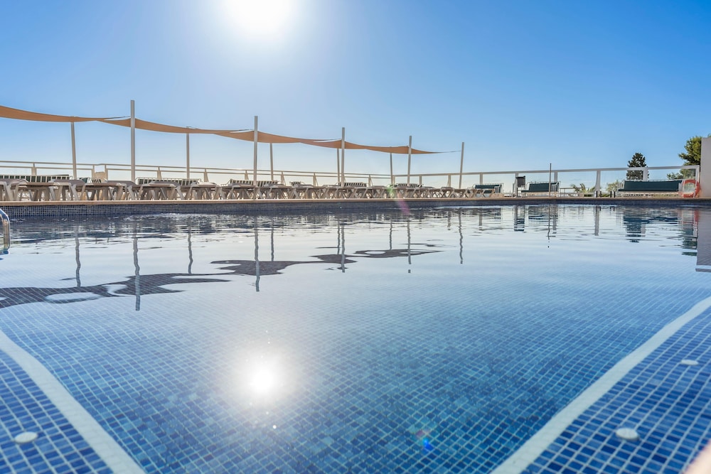 Hotel Amic Horizonte — Swimming pool in Palma de Mallorca, Balearic Islands