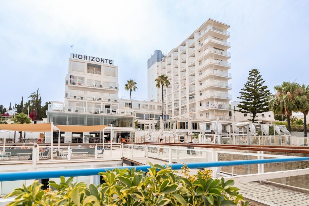 Hotel Amic Horizonte — Hotel building in Palma de Mallorca, Balearic Islands