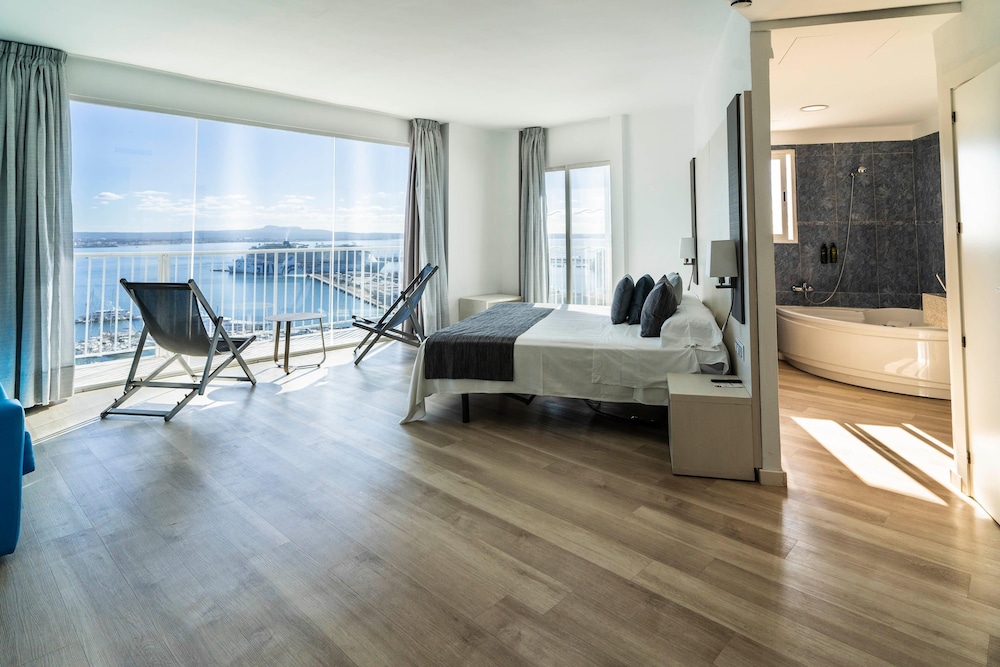 Hotel Amic Horizonte — Hotel rooms in Palma de Mallorca, Balearic Islands