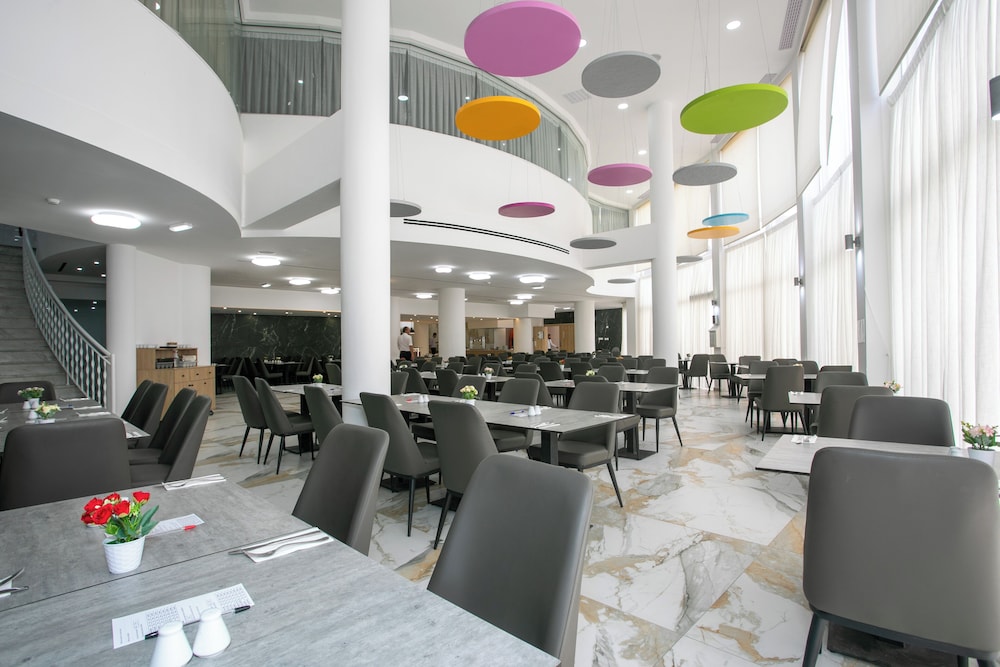 Papouis Protaras Hotel — Restaurant & bars in Protaras, Famagusta Region