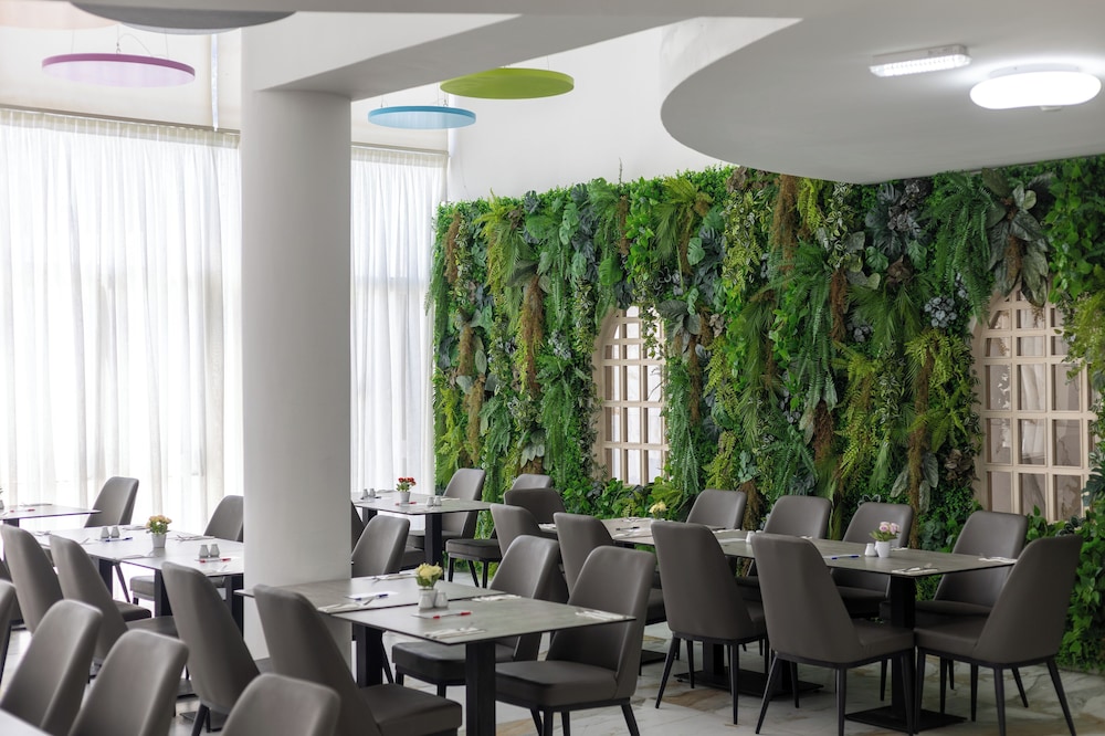 Papouis Protaras Hotel — Restaurant & bars in Protaras, Famagusta Region