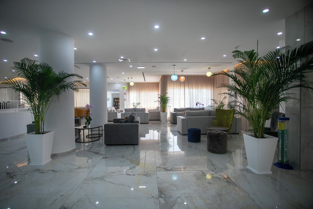 Papouis Protaras Hotel — Hotel building in Protaras, Famagusta Region