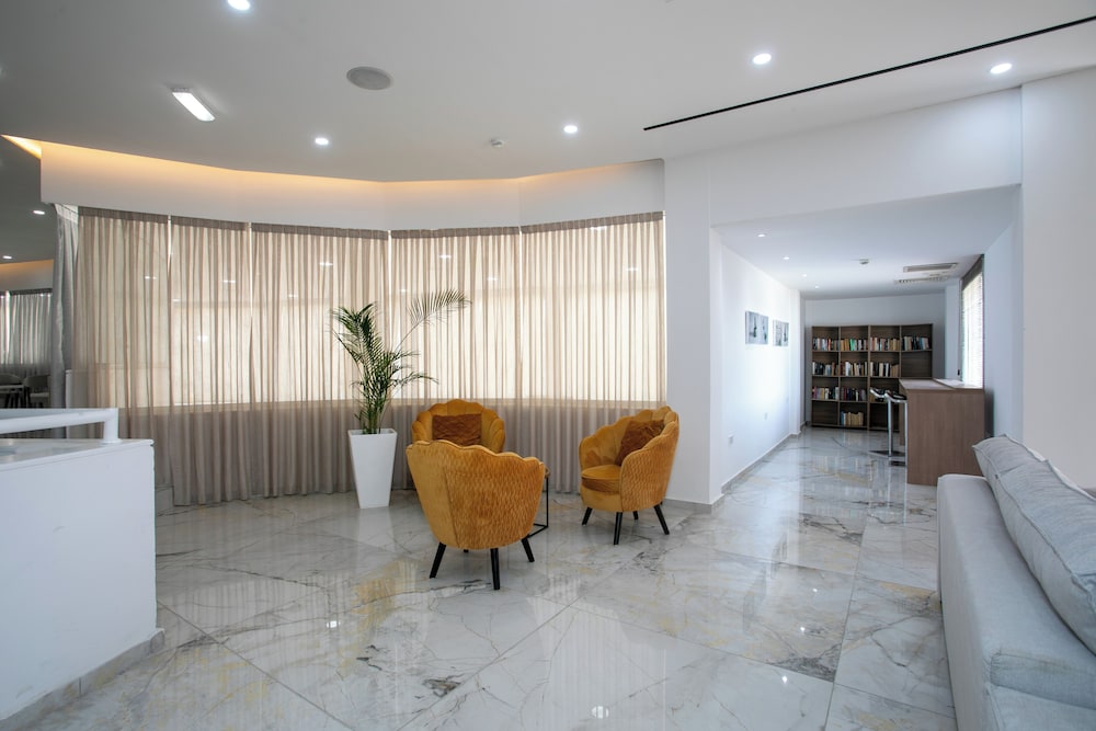 Papouis Protaras Hotel — Hotel building in Protaras, Famagusta Region