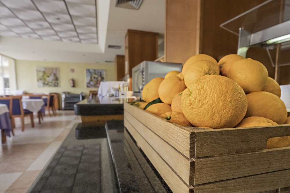 azuLine Hotel Bahamas y Bahamas II — Restaurant & bars in Cala Blava, Balearic Islands